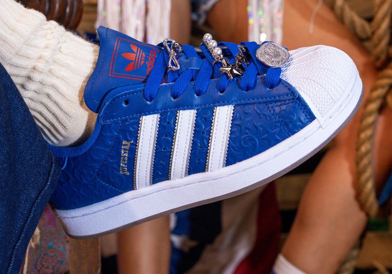 Hibbett e adidas lançam Superstar inspirado no Texas