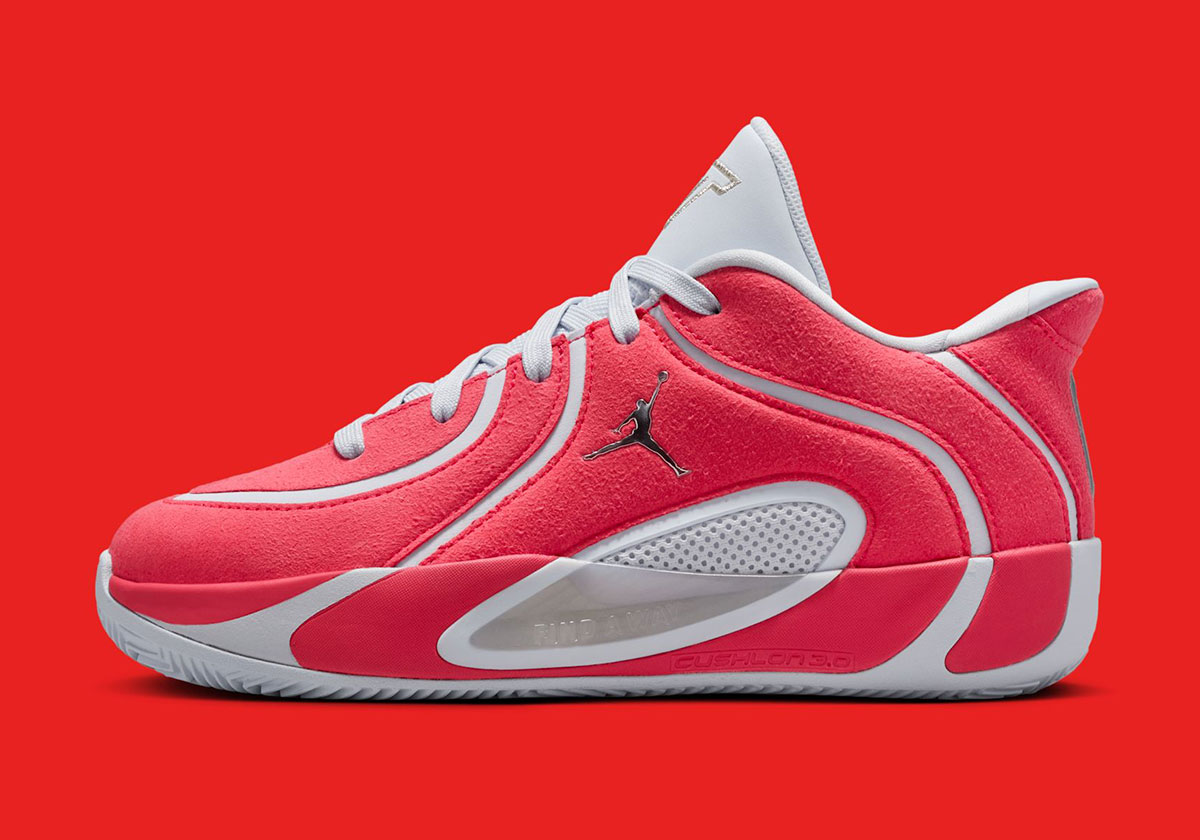 jordan-tatum-4-siren-red-IO5030-600-1