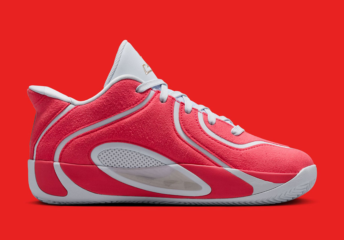 jordan-tatum-4-siren-red-IO5030-600-3