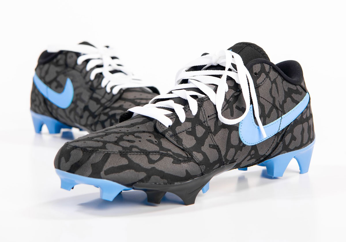 air-jordan-1-low-ucla-bruins-pe-cleats-2