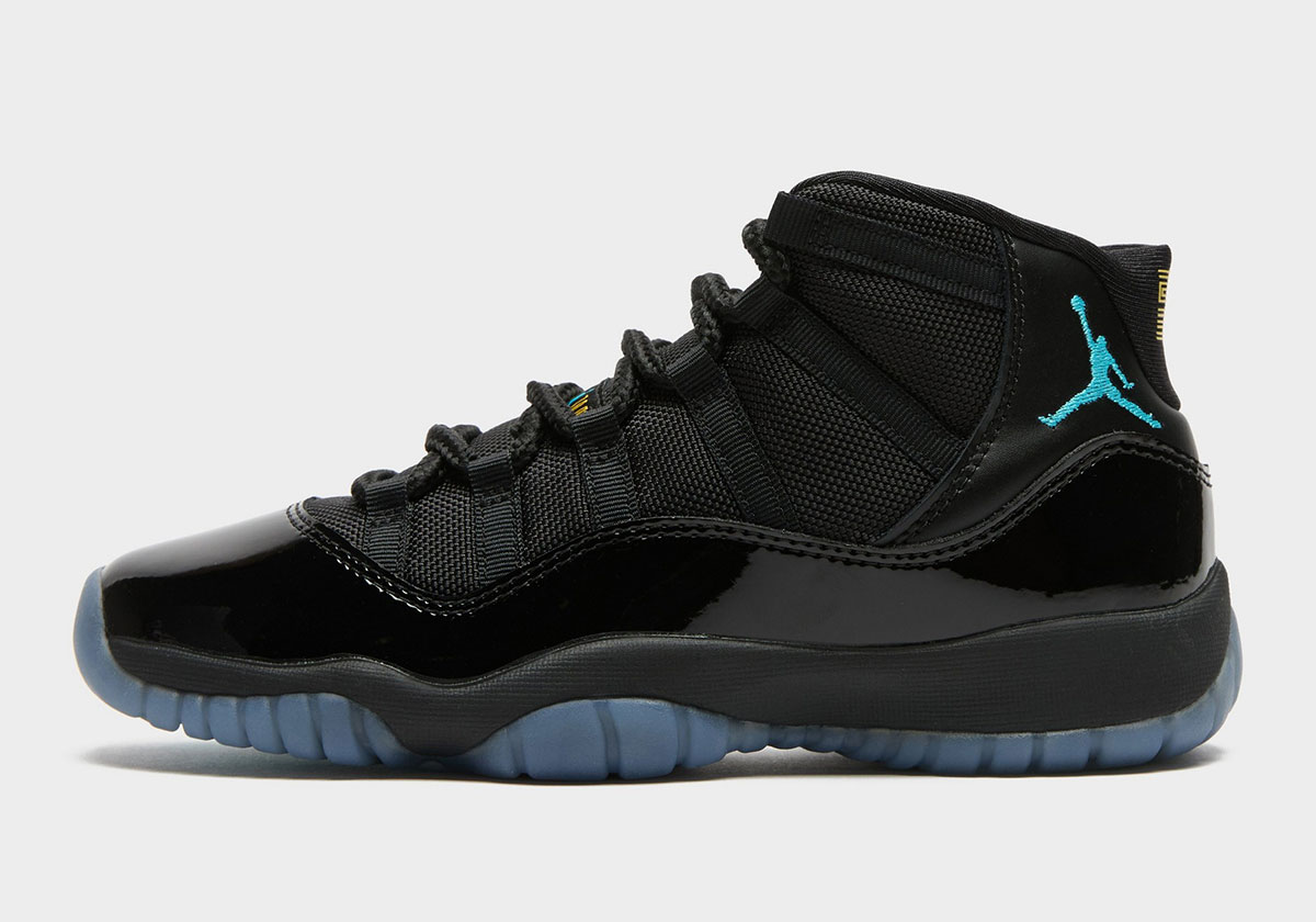air-jordan-11-gs-gamma-blue-378038-047-1