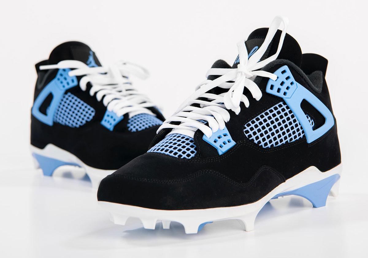 air-jordan-4-ucla-bruins-pe-cleats-2