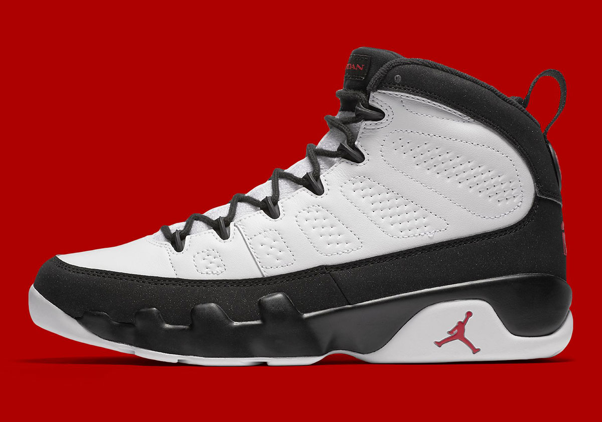 air-jordan-9-og-white-true-red-black-HV4794-106-3