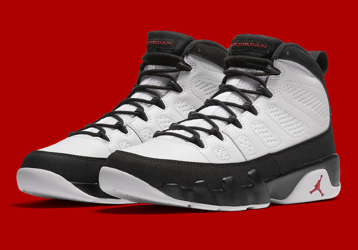 air-jordan-9-og-white-true-red-black-HV4794-106-5