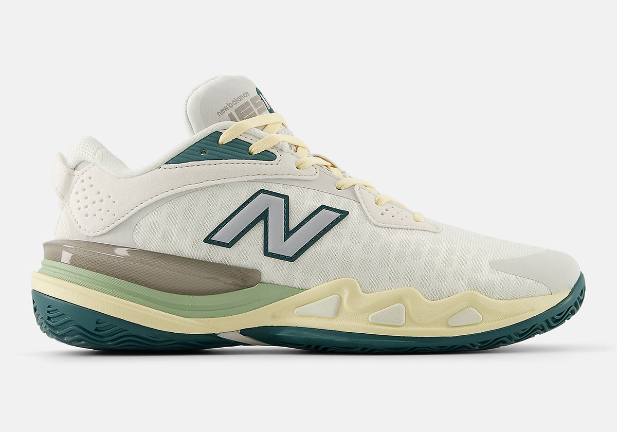 cooper-flagg-new-balance-hesi-low-v2-BBHSLCT2-2