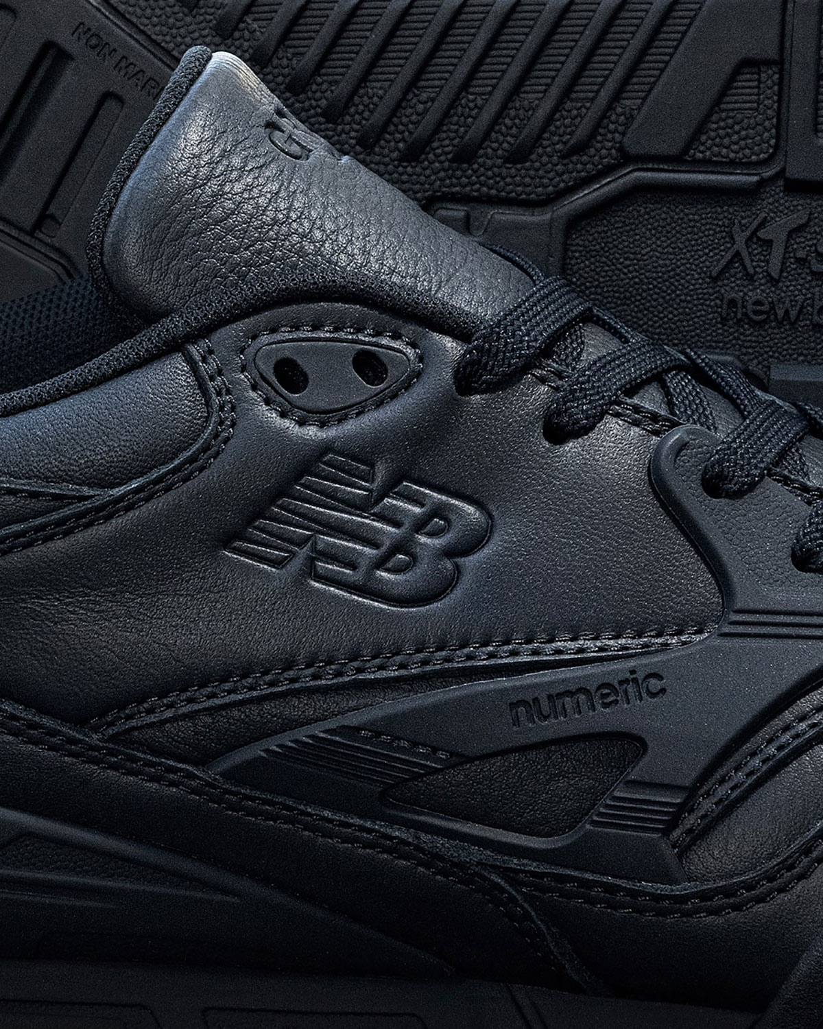 grand-collection-new-balance-numeric-770-4