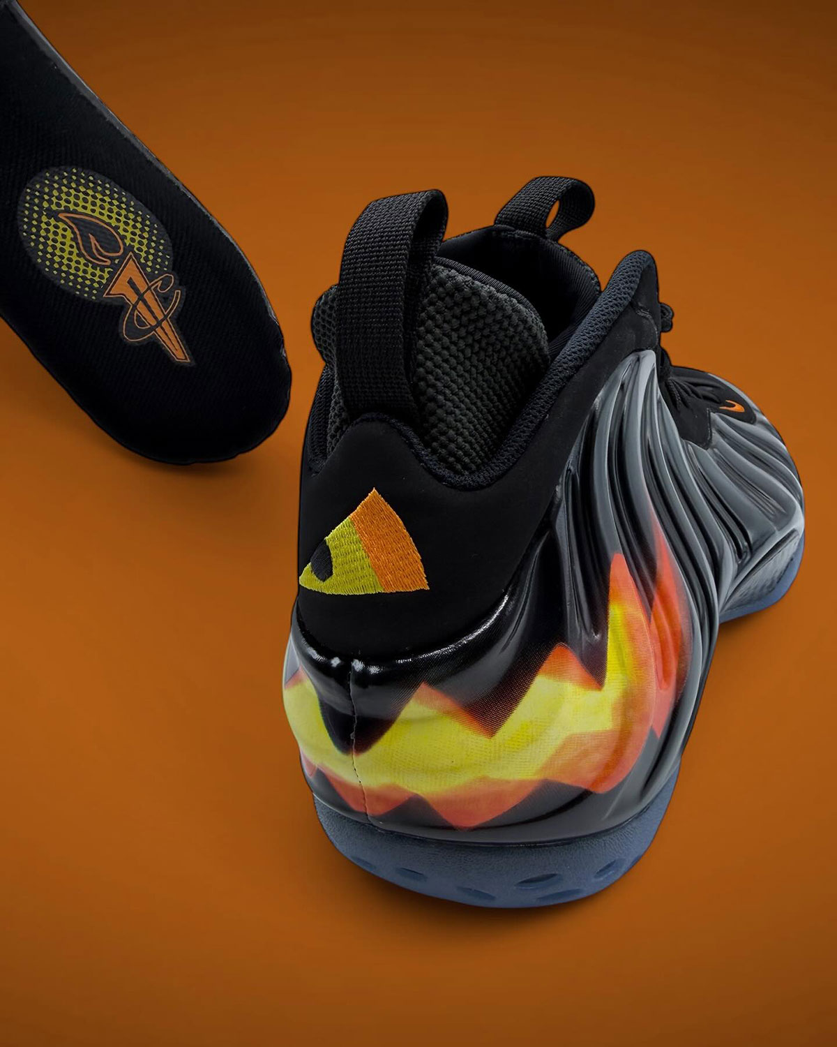 nike-air-foamposite-one-halloween-2016-sample-4