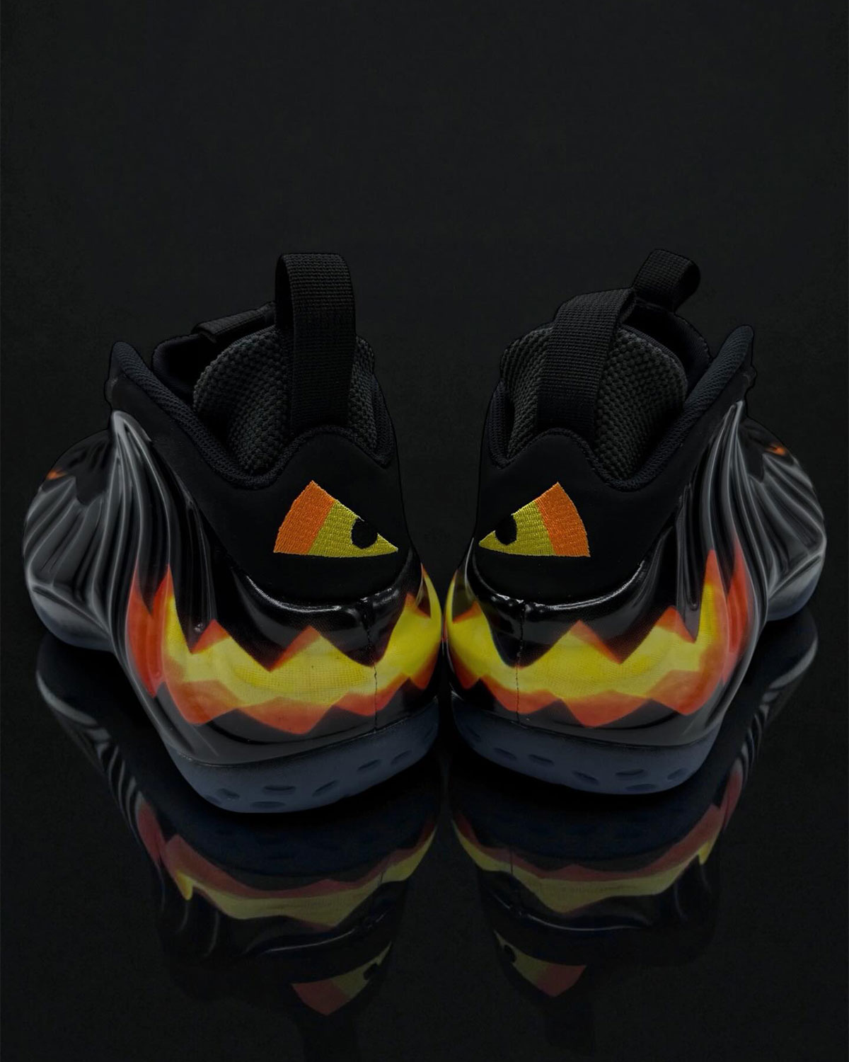 nike-air-foamposite-one-halloween-2016-sample-7