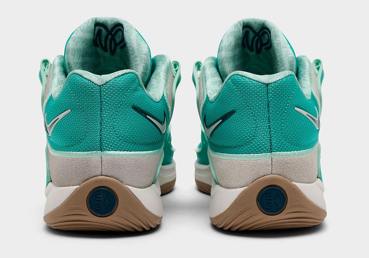 nike-kd-18-wanda-pratt-HV1992-301-4