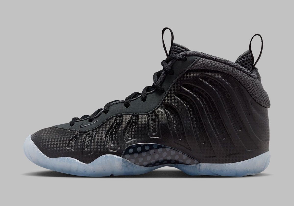 nike-little-posite-one-carbon-fiber-iq7228-001-1