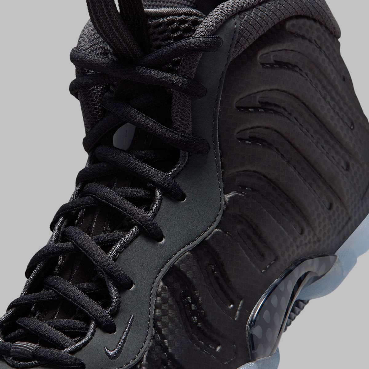 nike-little-posite-one-carbon-fiber-iq7228-001-6