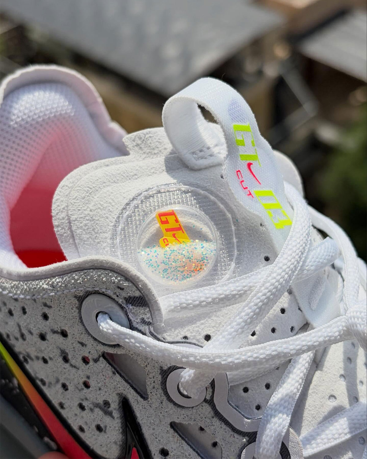 nike-zoom-gt-cut-3-christmas-II6580-001-2