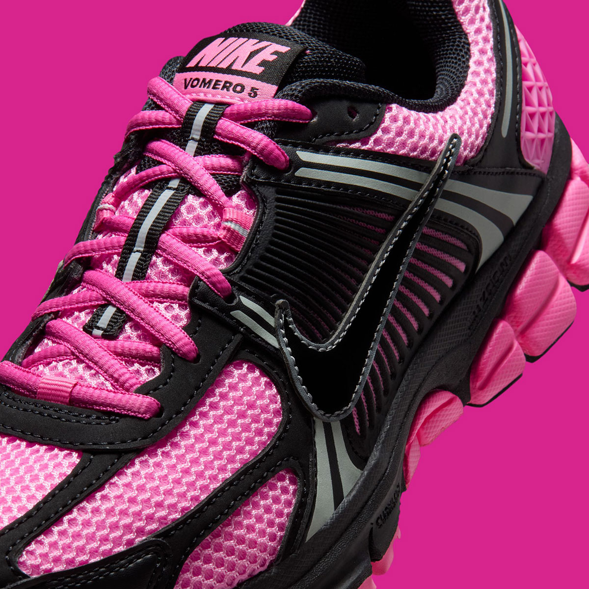 nike-zoom-vomero-5-pink-spell-black-metallic-platinum-pink-foam-fj2028-601-6