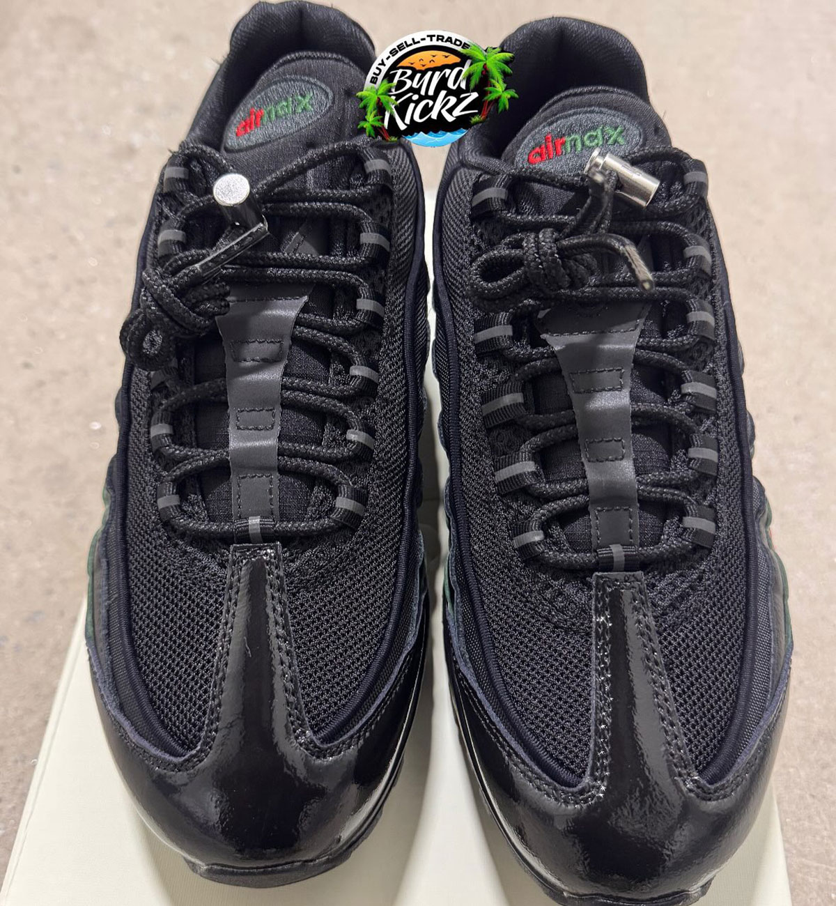 undefeated-nike-air-max-95-black-ib4453-001-2