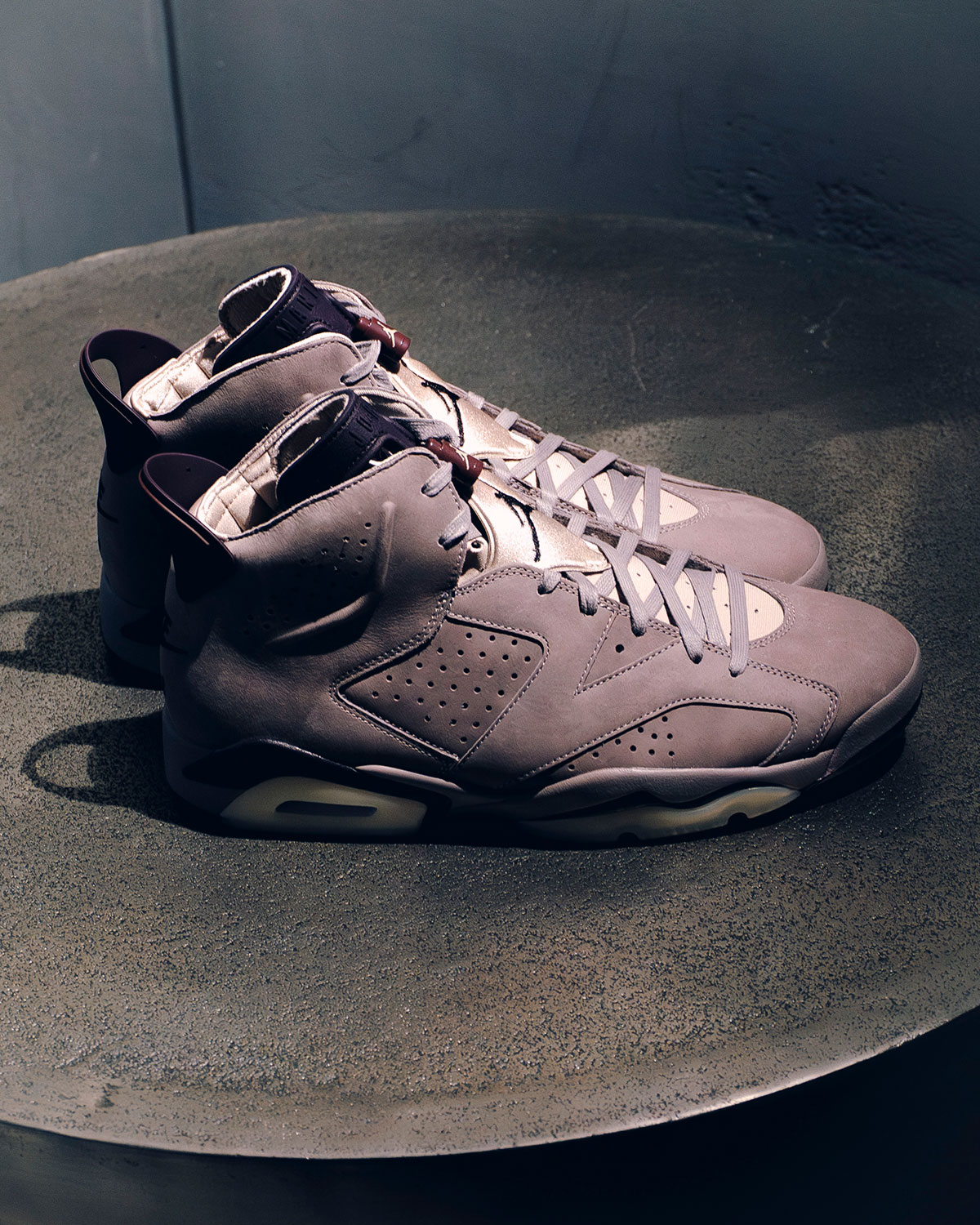a-ma-maniere-air-jordan-6-smokey-mauve-built-for-this-2