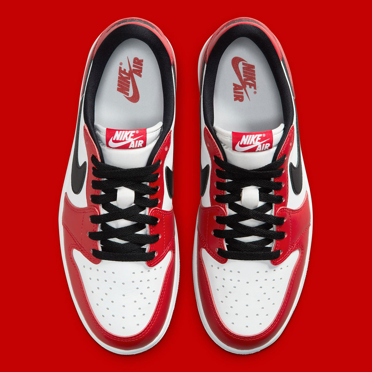 air-jordan-1-low-og-chicago-4
