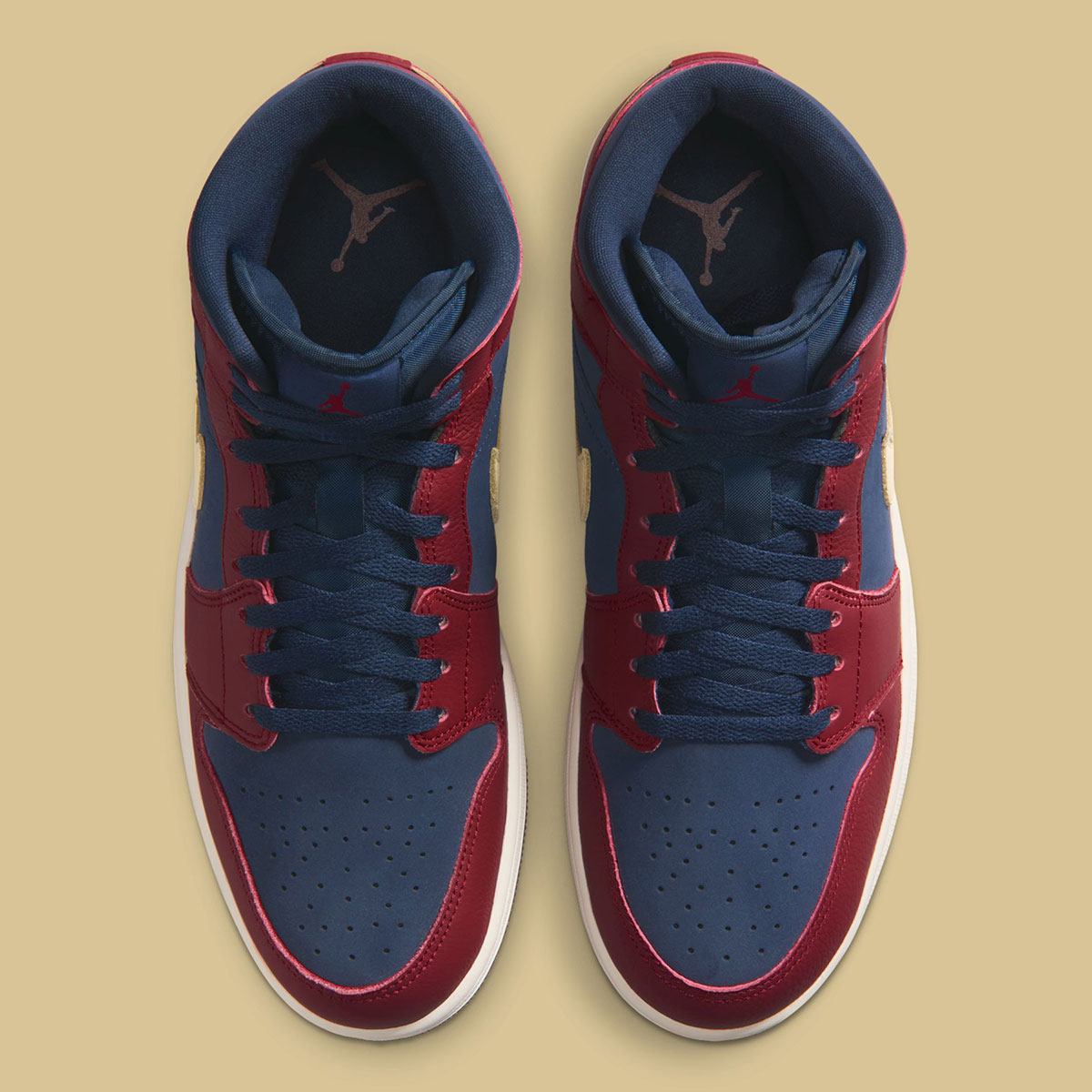 air-jordan-1-mid-team-red-obsidian-pale-vanilla-io7449-600-4