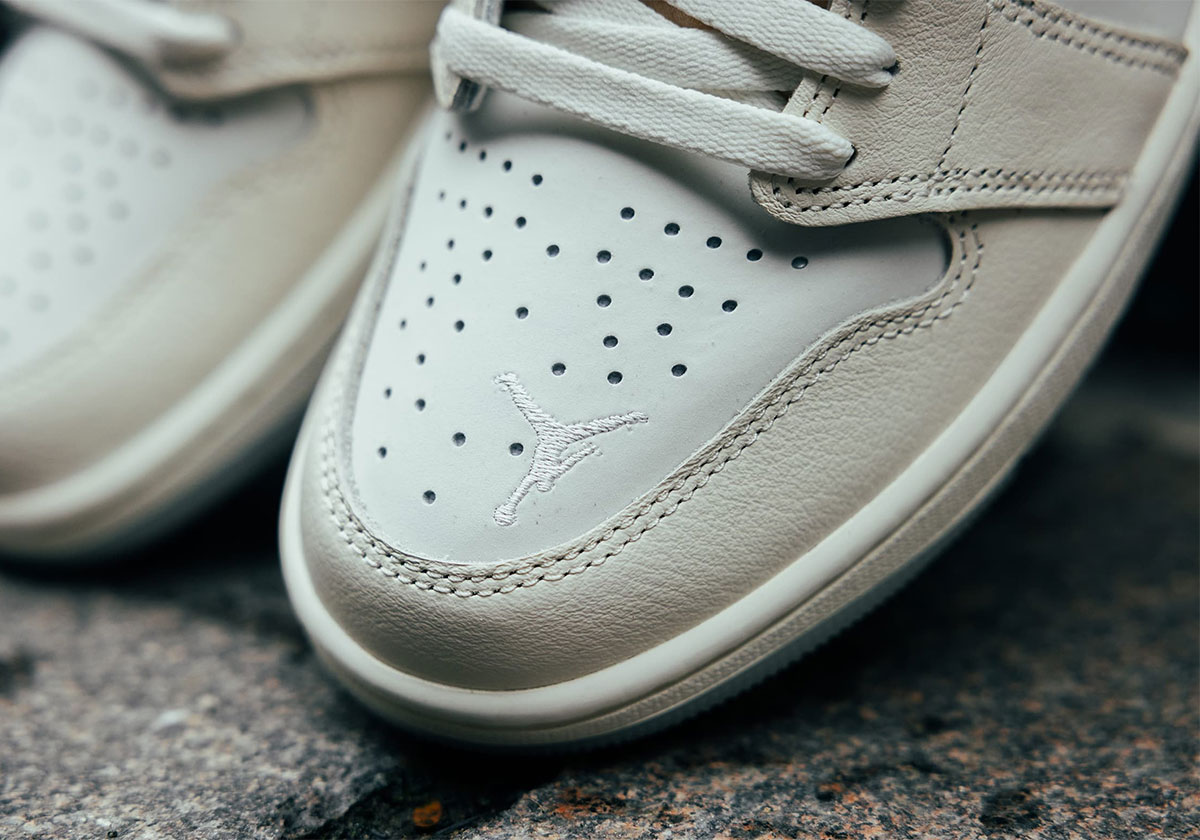 air-jordan-1-sail-ih4363-100-release-date-1