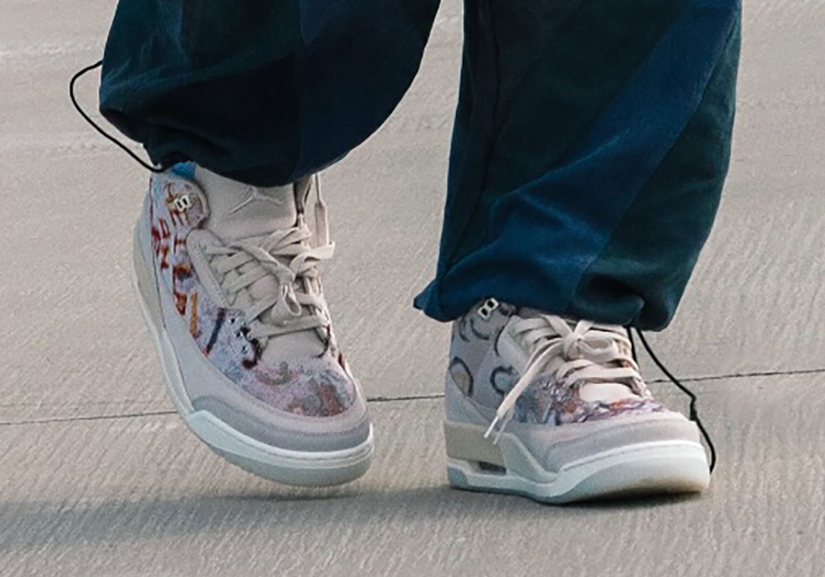 air-jordan-3-graffiti-2