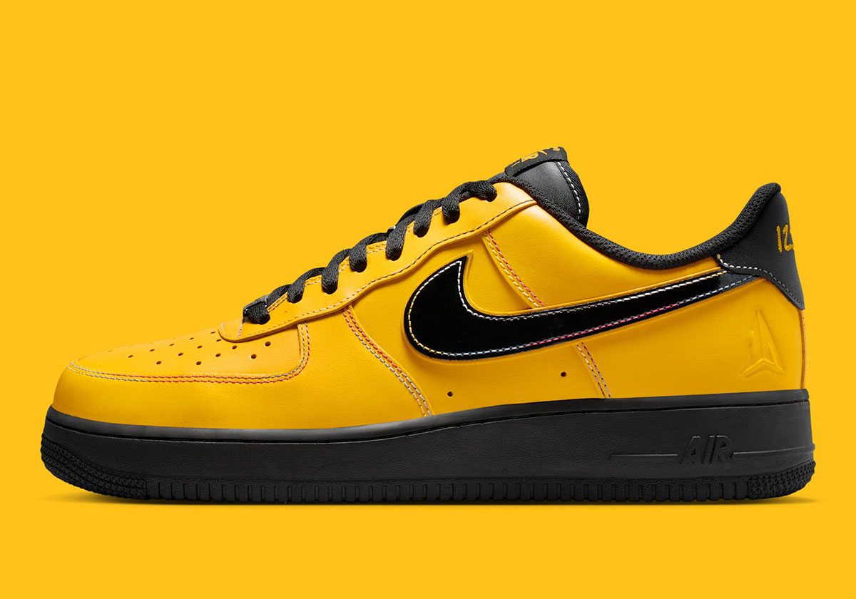 ja-morant-nike-air-force-1-let-me-be-ja-iq2713-700-2