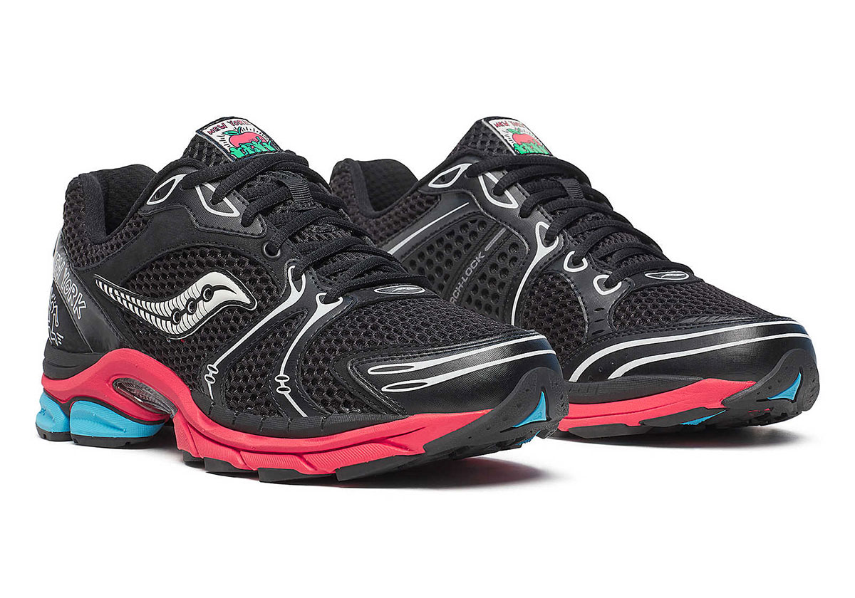 keith-haring-saucony-progrid-triumph-4-nyc-S71022-1-6