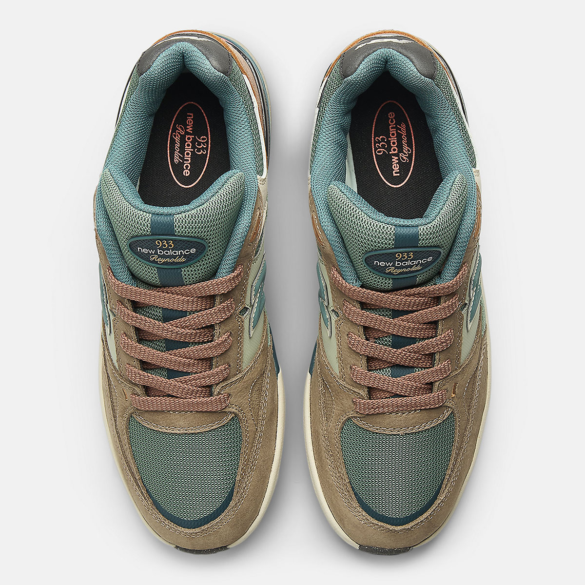 new-balance-933-andrew-reynolds-mushroom-new-spruce-NM933ORI-1