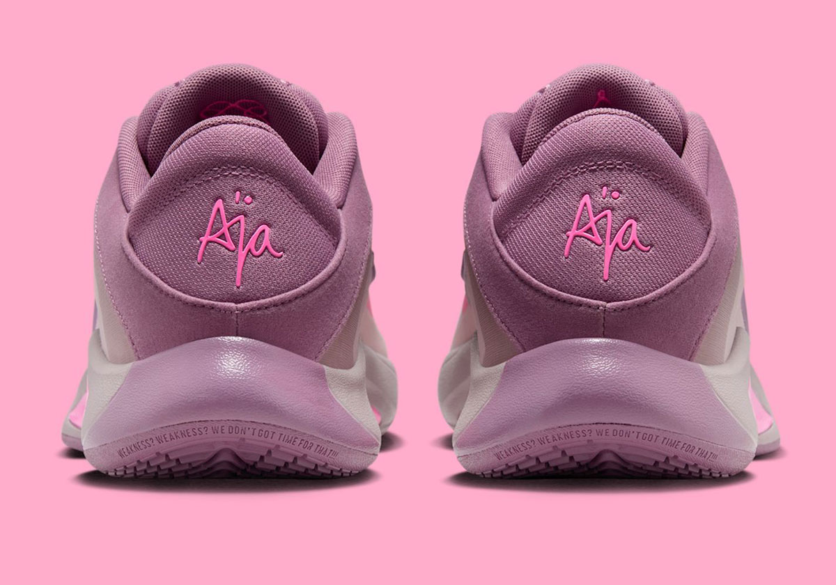 nike-a-one-dog-mom-fz8605-501-6