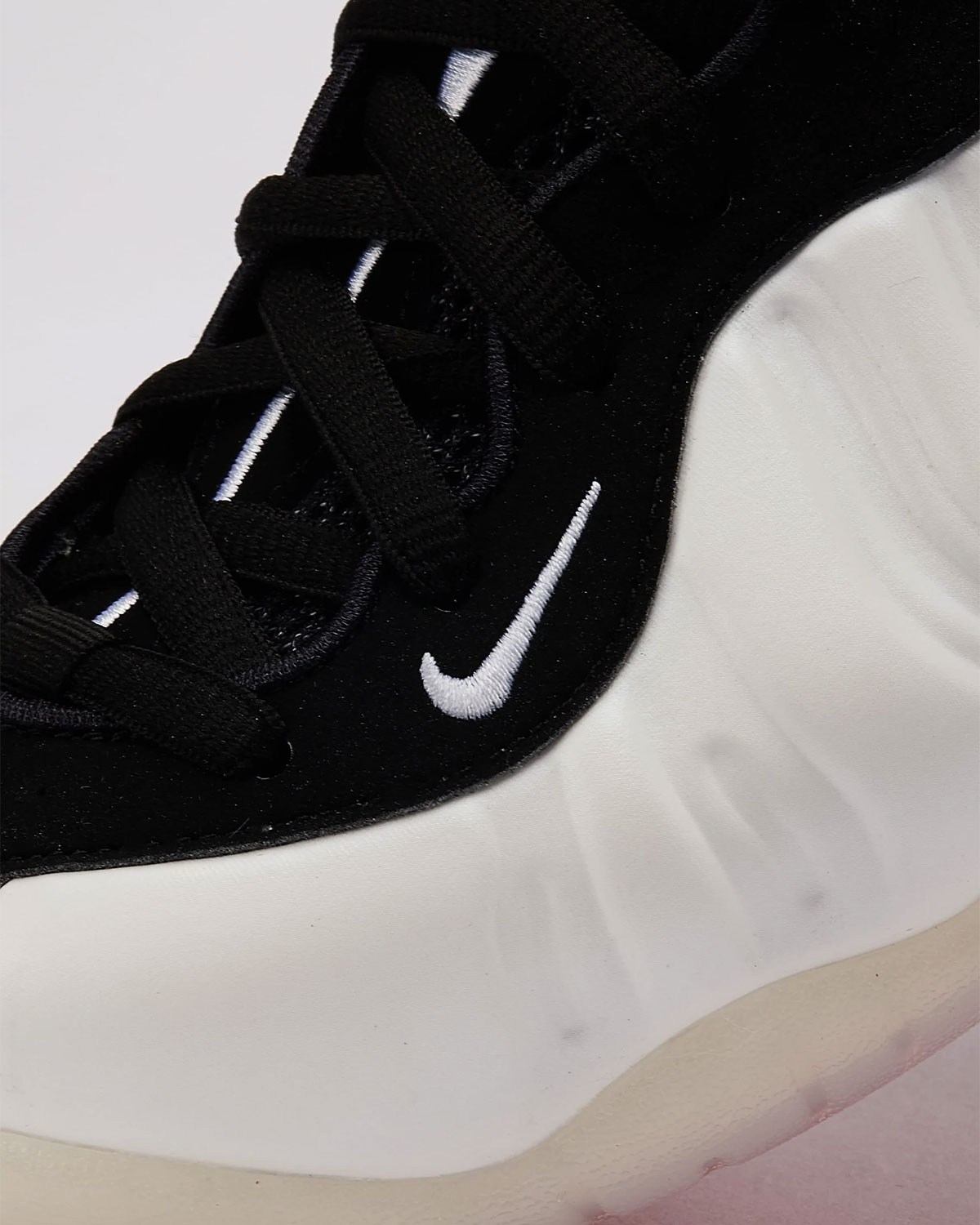 nike-air-foamposite-pro-pearl-7