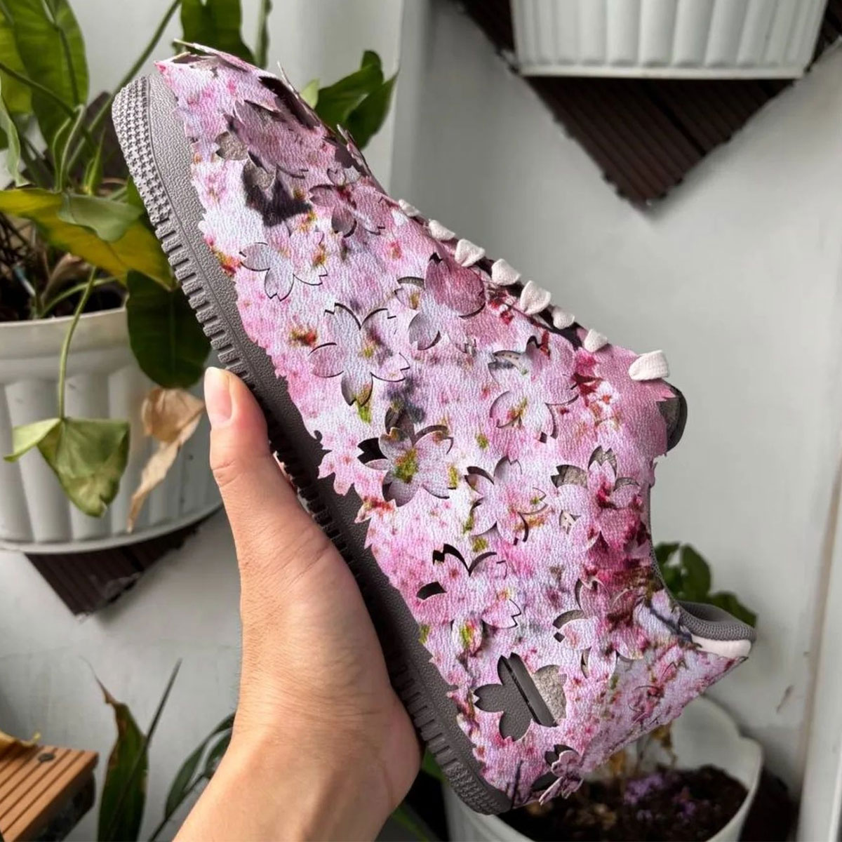 nike-air-force-1-low-cherry-blossoms-IQ3472-298-2