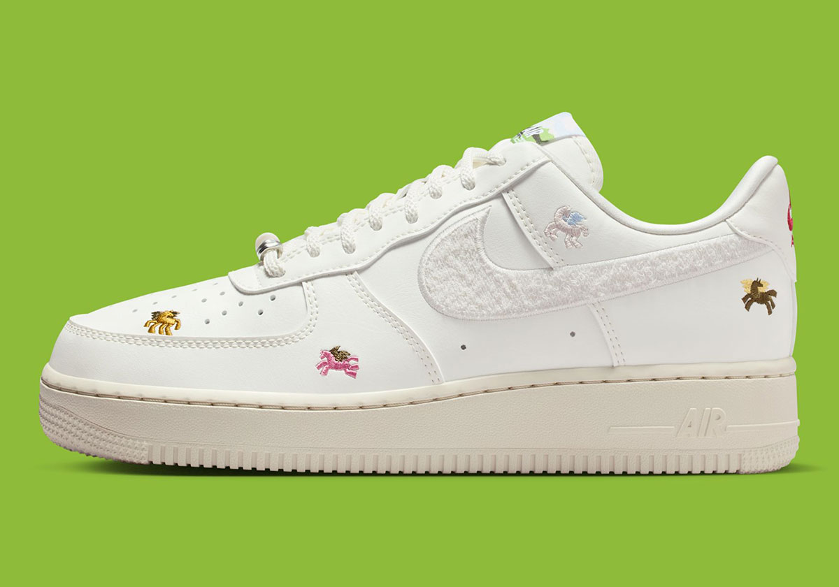 nike-air-force-1-low-year-of-the-horse-iq1143-100-10