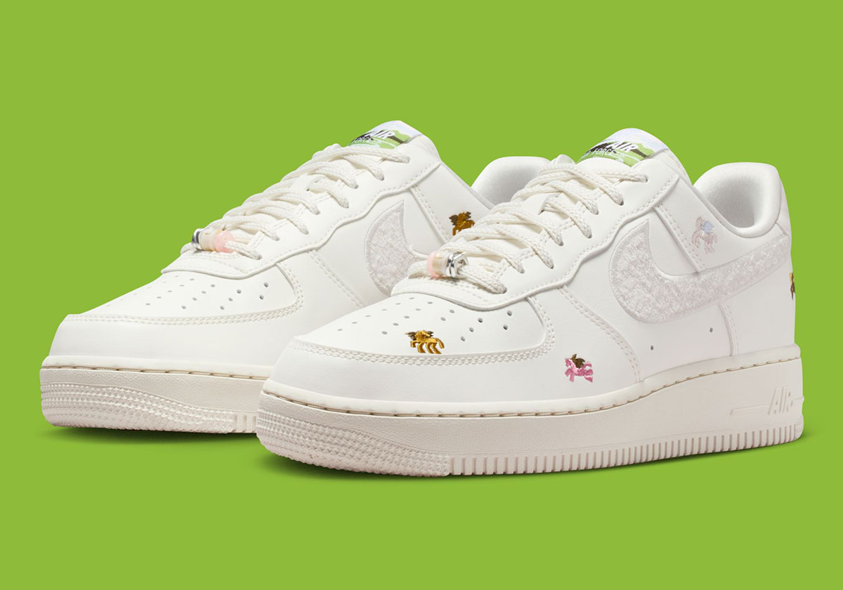 nike-air-force-1-low-year-of-the-horse-iq1143-100-2