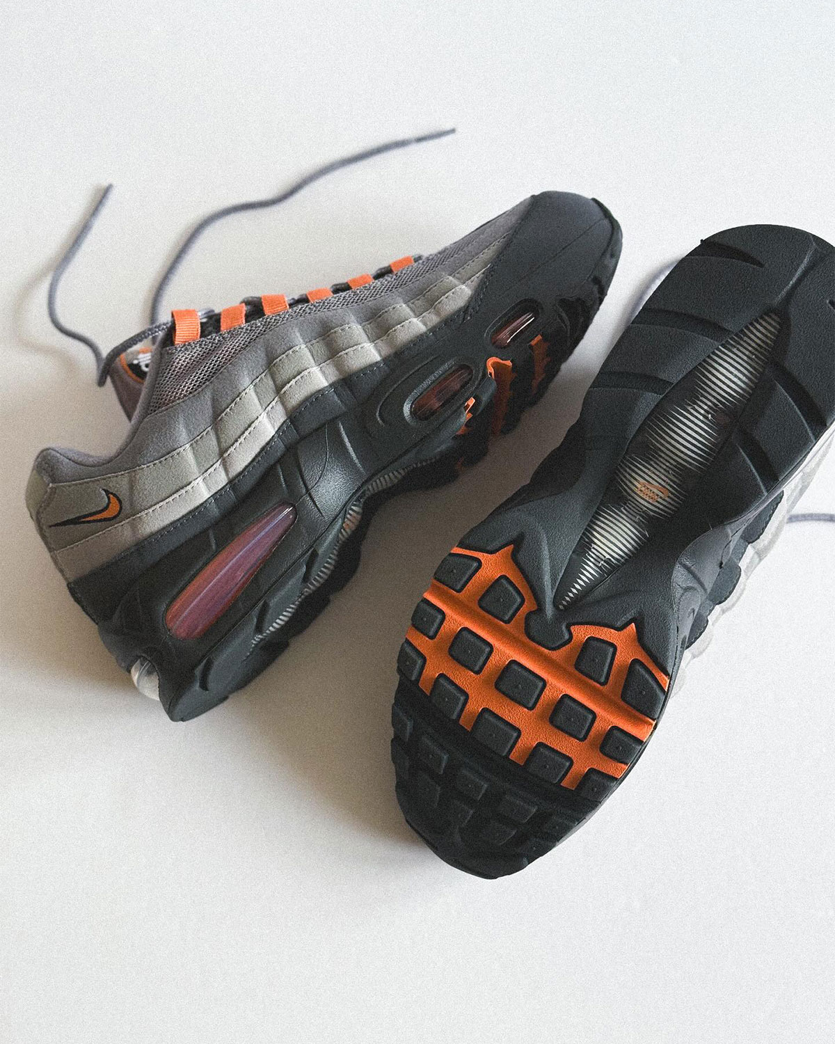 nike-air-max-95-hot-curry-11