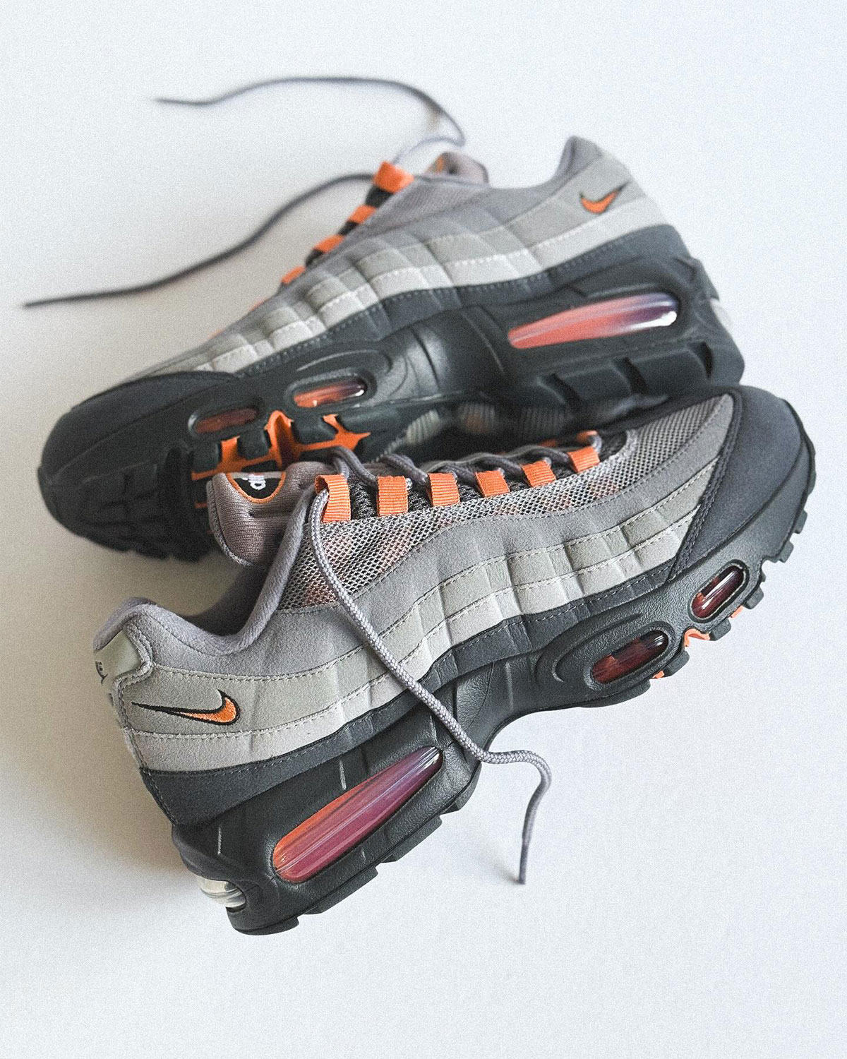 nike-air-max-95-hot-curry-12