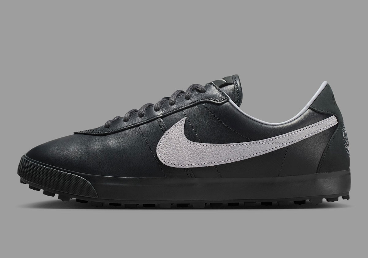 nike-astrograbber-astrologoy-sun-moon-iq5483-045-1