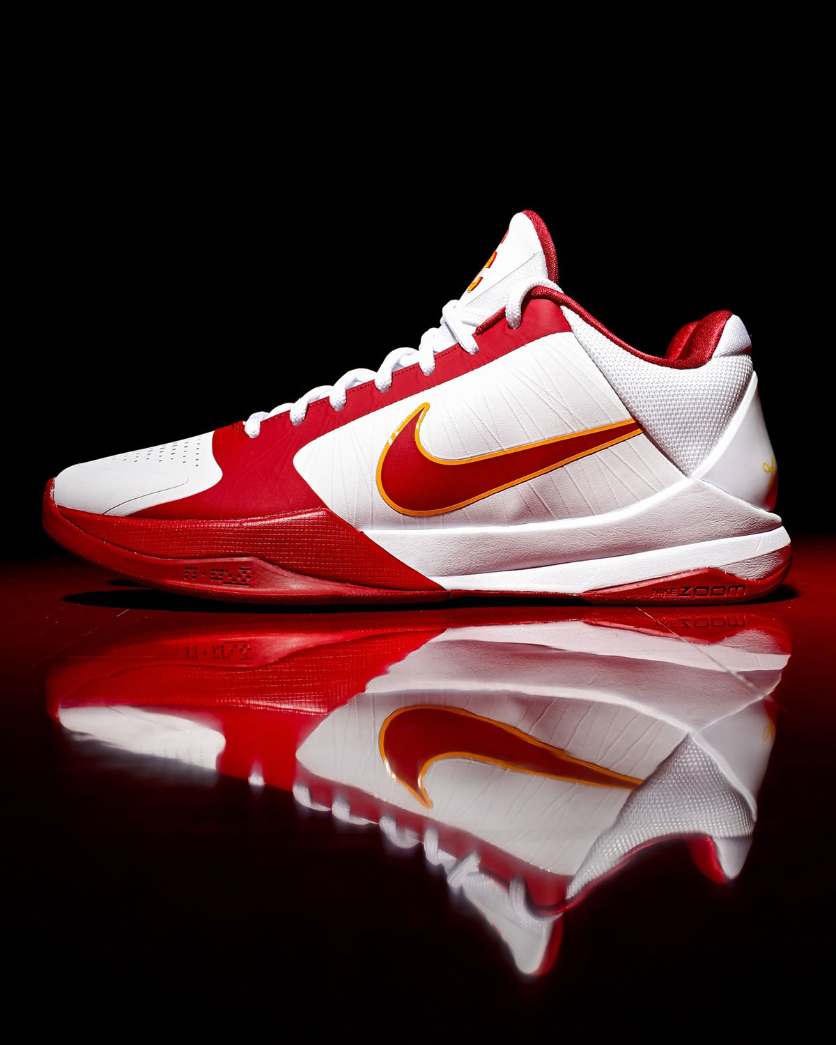 nike-kobe-6-protro-usc-trojans-pe-2025-2026-6