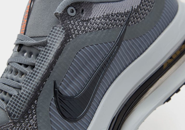 Nike Pegasus Premium é revelado em nova cor ‘Cool Grey’