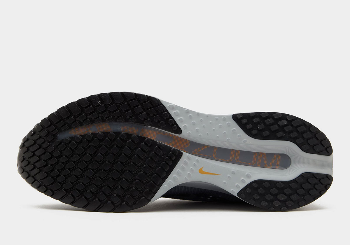 nike-pegasus-premium-cool-grey-black-wolf-grey-safety-orange-hq2592-014-6