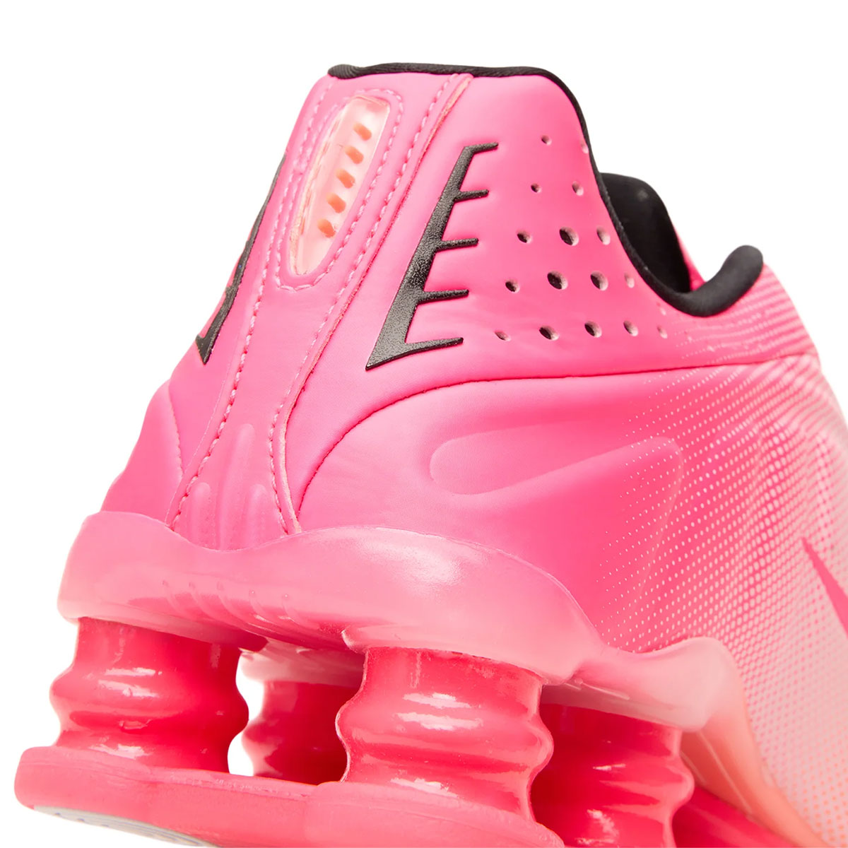 nike-shox-r4-hyper-pink-pink-foam-ih2343-600-4