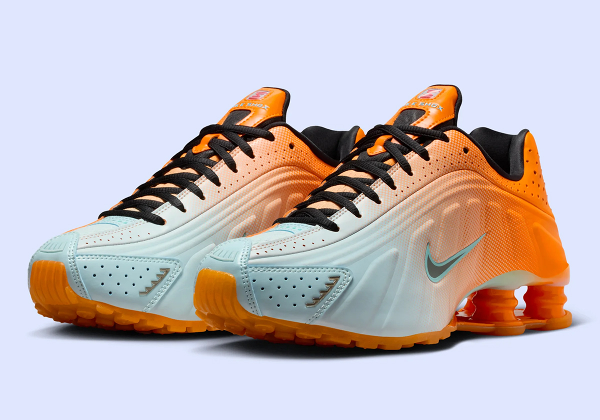 nike-shox-r4-vivid-orange-glacier-blue-ih2343-801-6
