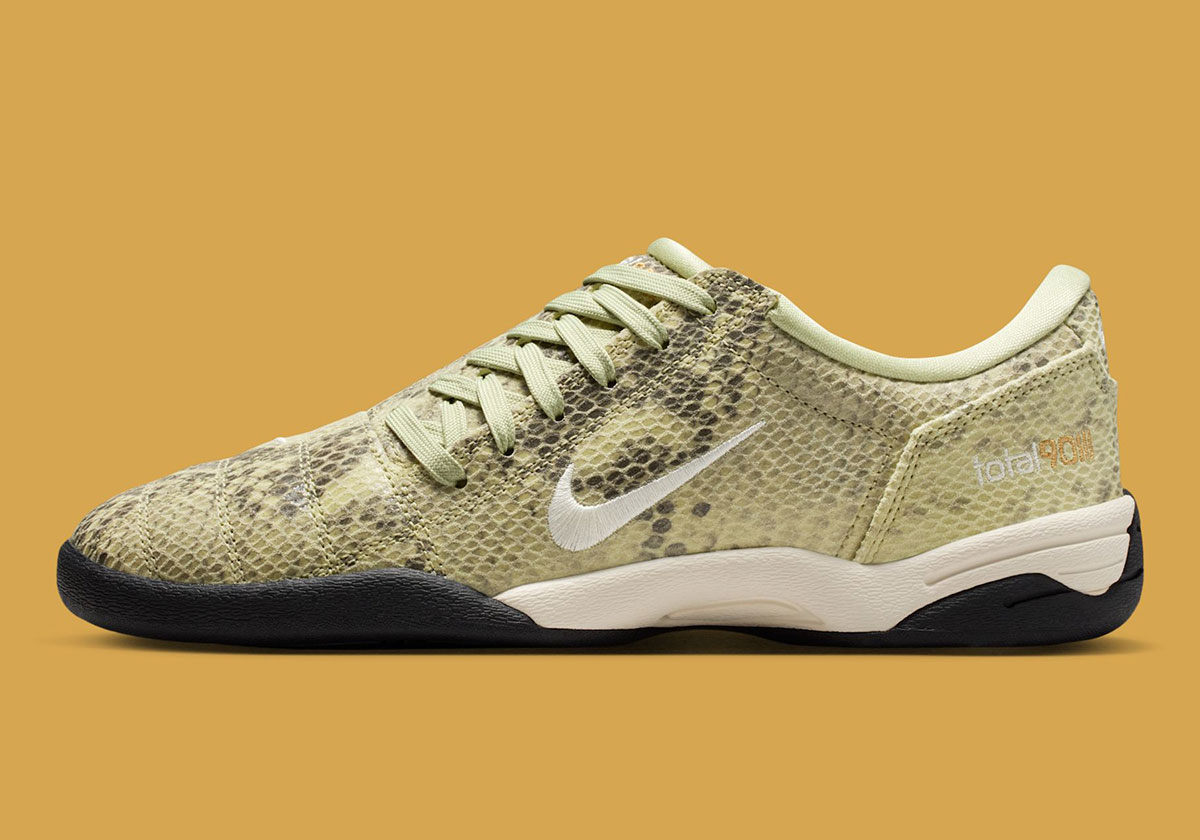 nike-total-90-iii-olive-aura-pale-ivory-ib4204-301-1