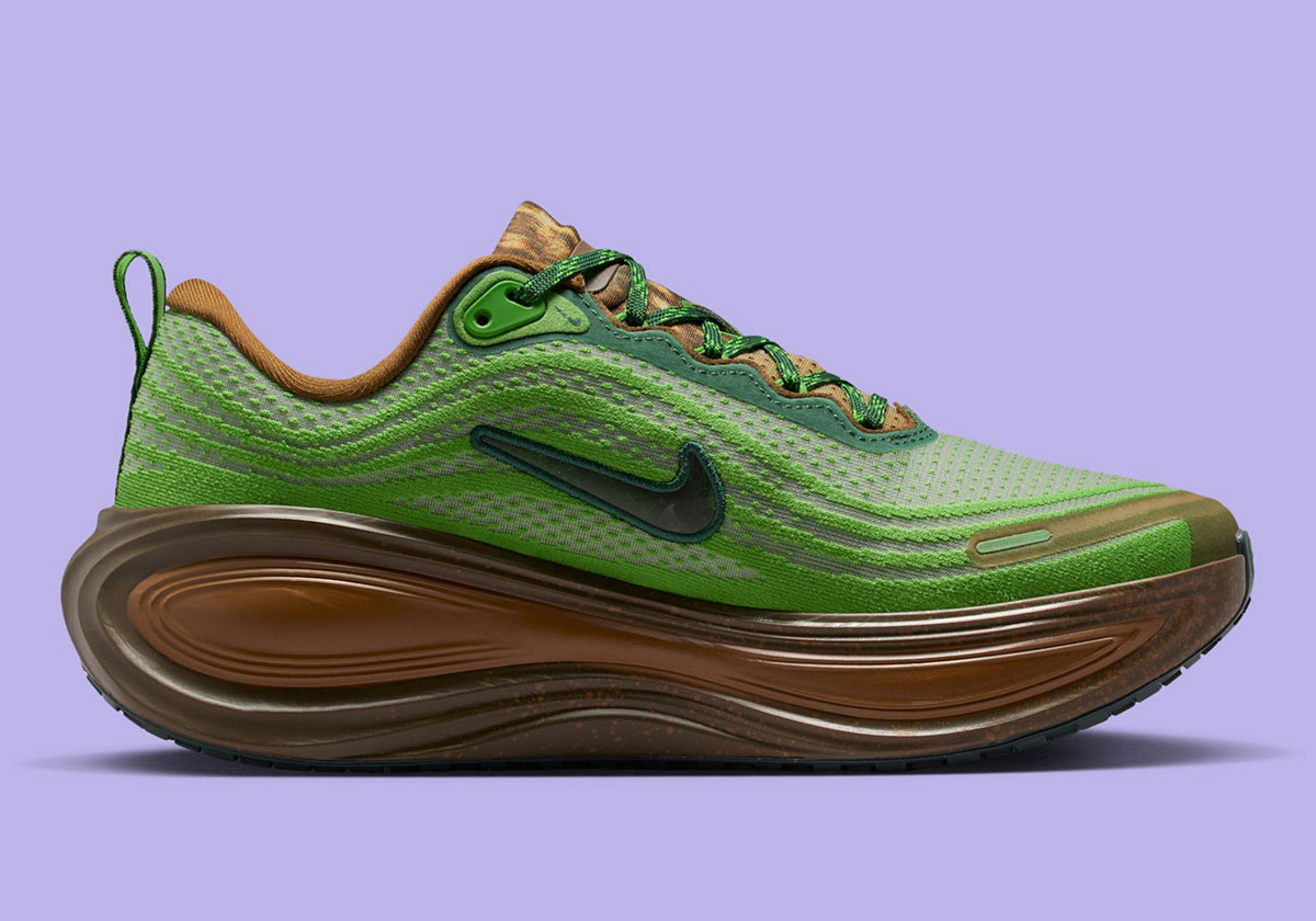 nike-vomero-plus-doernbecher-io7687-921-3