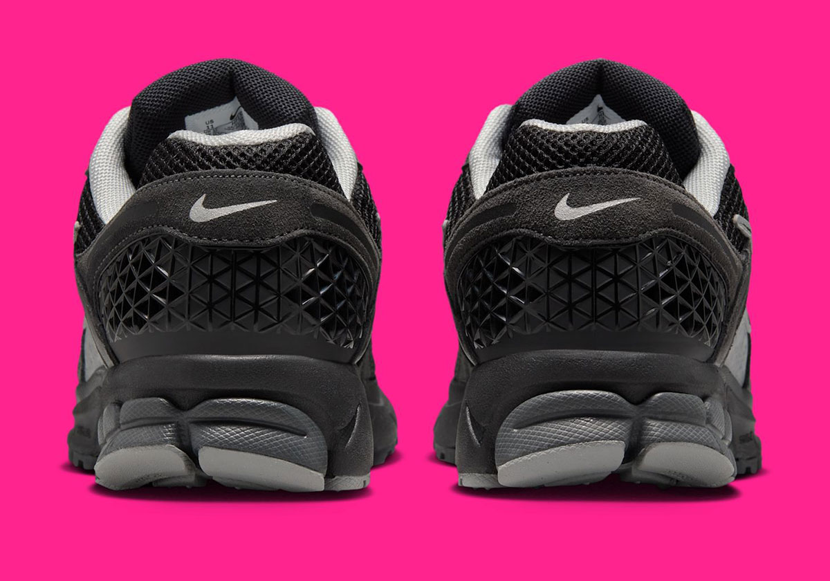 nike-zoom-vomero-5-anthracite-chrome-flat-silver-black-hf1553-006-2