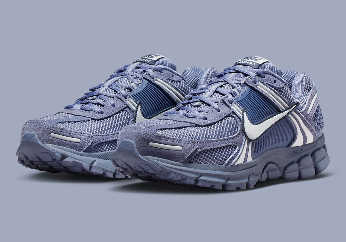 nike-zoom-vomero-5-washed-blue-hq0458-400-1
