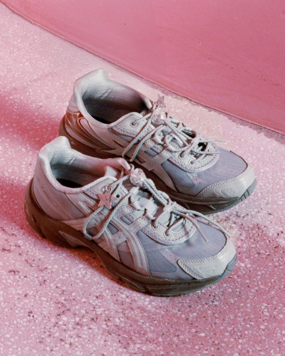 ojos-atmos-asics-gel-1130-re-1203a429-021-6