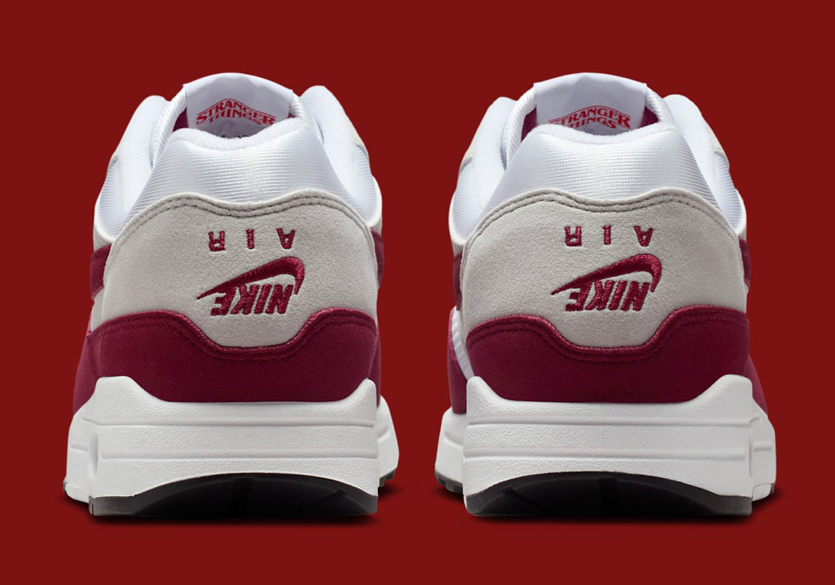 stranger-things-nike-air-max-1-im3906-100-7