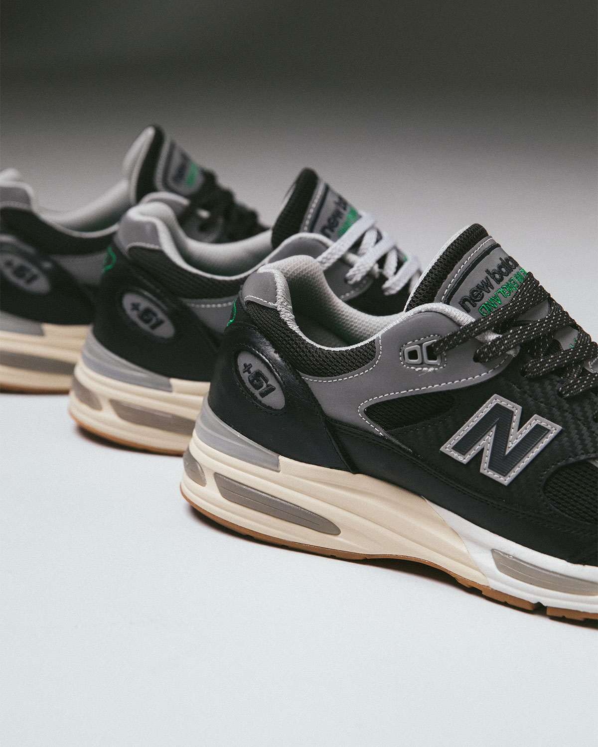 upthere-new-balance-991v2-U991UT2-5