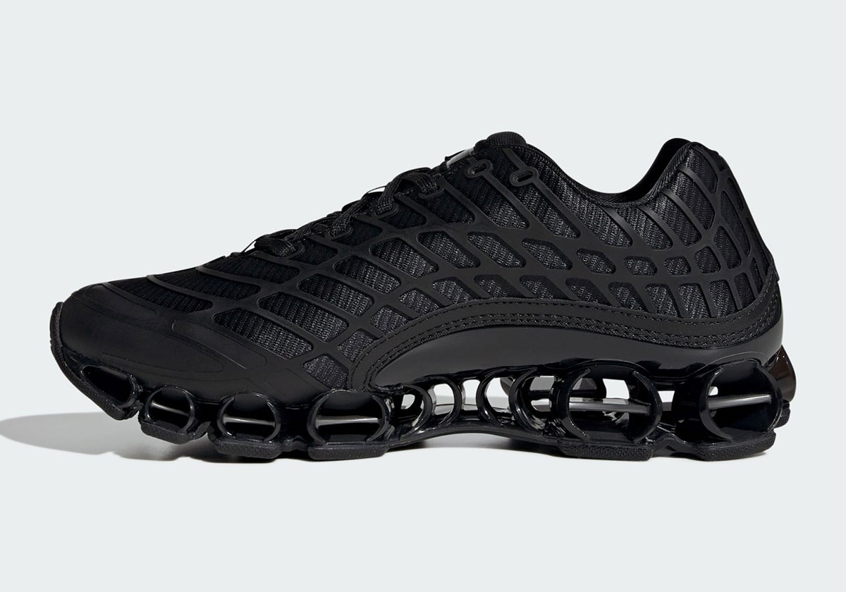 adidas-megaride-f50-black-hq9343-3