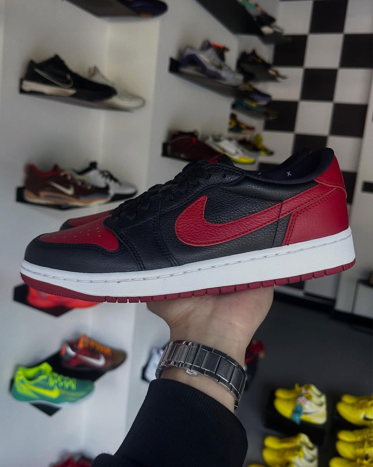 air-jordan-1-low-og-banned-6