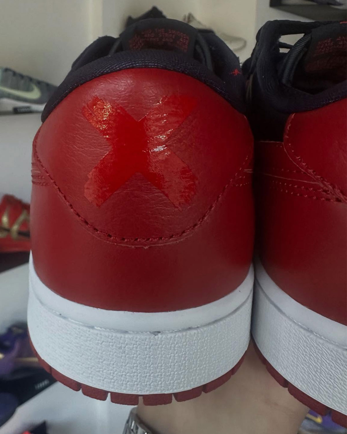 air-jordan-1-low-og-banned-9
