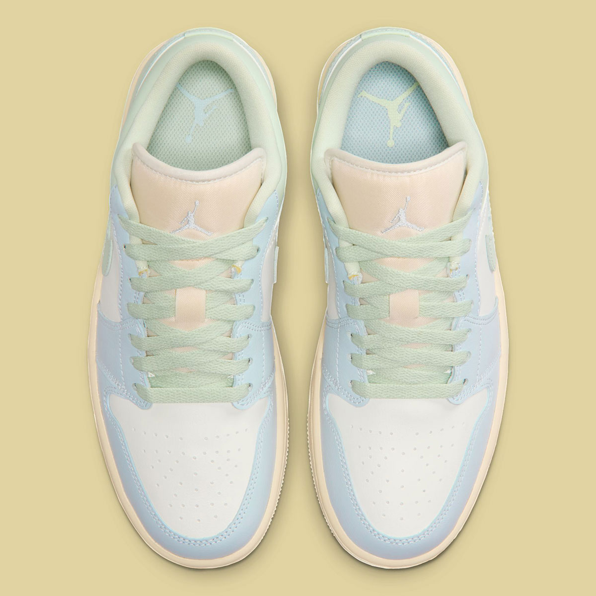 air-jordan-1-low-sail-muslin-jade-aura-dc0774-108-2